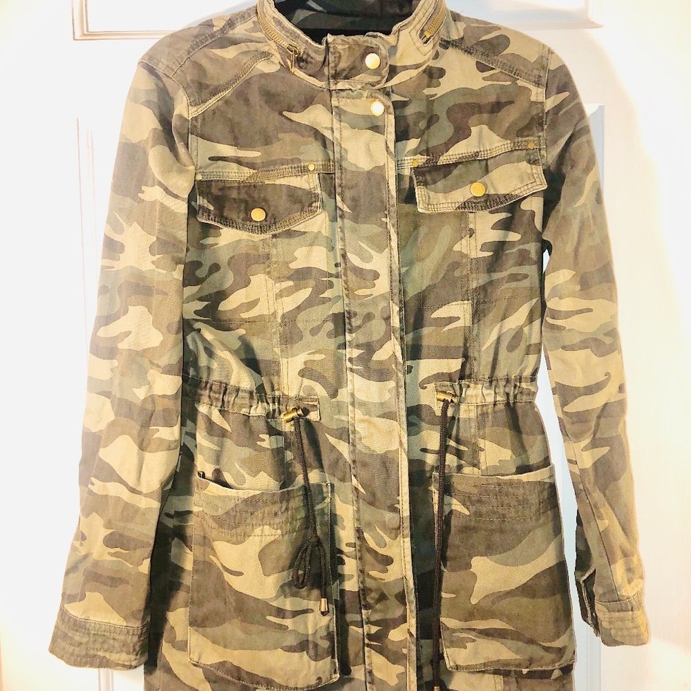 Women's Camouflage Jacket Forever 21